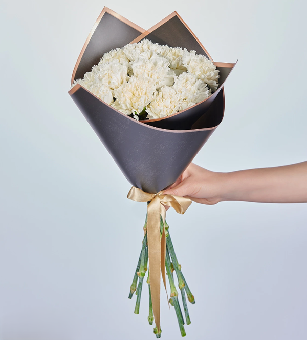 Beyaz Karanfil Çiçek Buketi